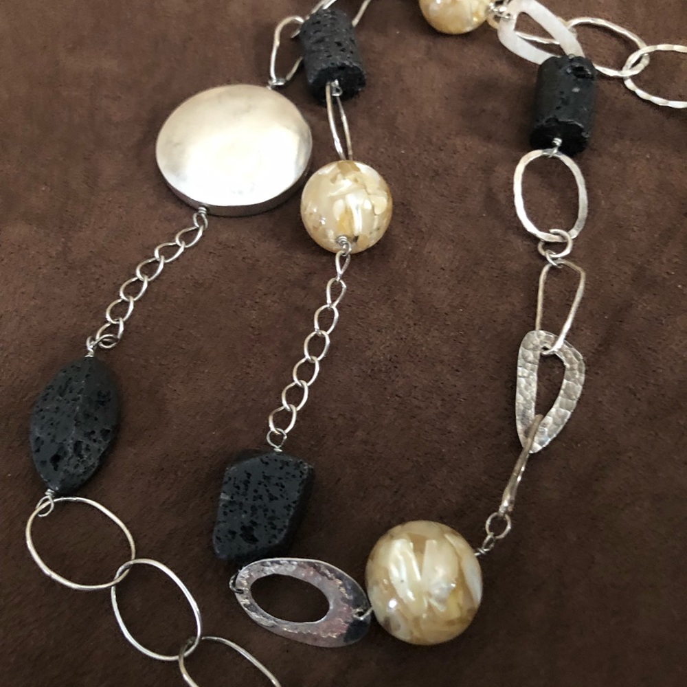 Tommy Bahama Silver Wire Necklace